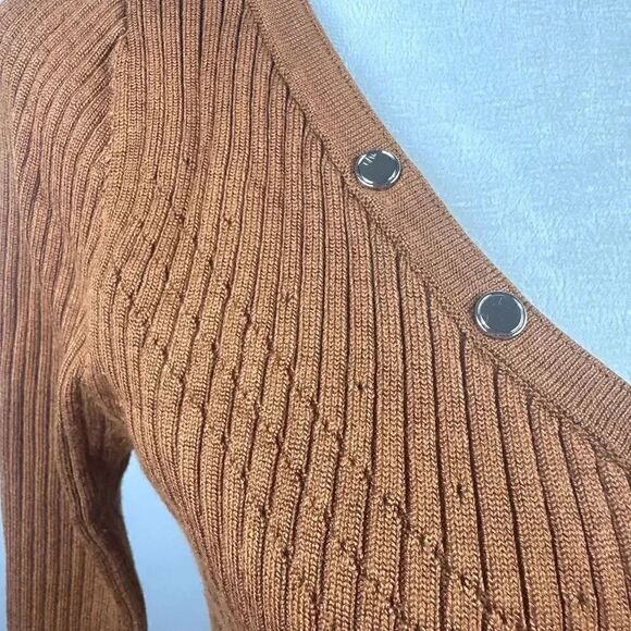 White House Black Market Brown V-Neck Sweater - Picture 8 of 10